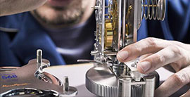 南京万国维修精密修护仪器